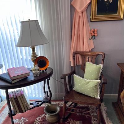 SMALL OVAL TABLE
BRASS LAMP
