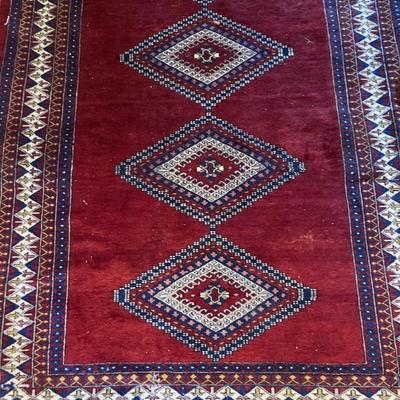 ARE RUG- GOOD QUALITY