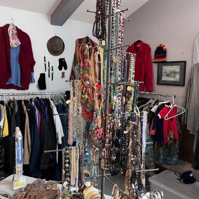 COSTUME JEWELRY