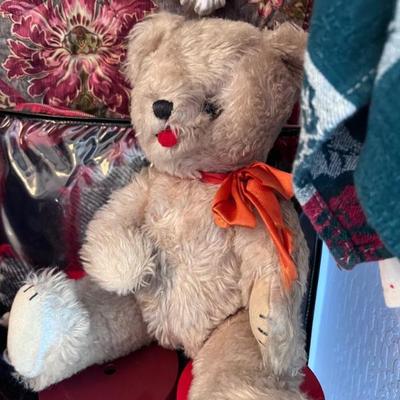 VINTAGE BEAR