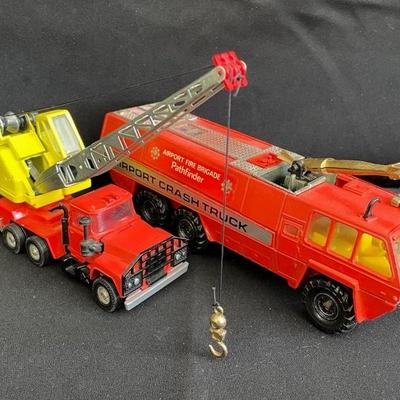 Two Vintage Corgi Major Diecast Vehicles * Airport Fire Brigade * Mack Truck
Unique Diecast 
