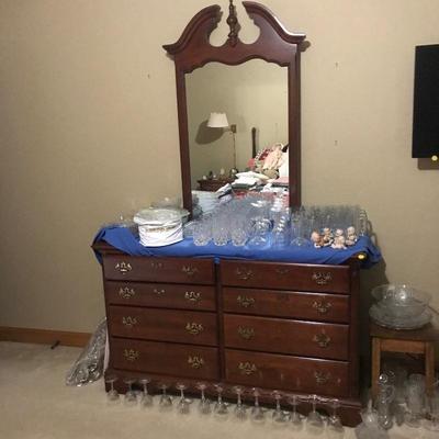 Bernhardt Bedroom Suite