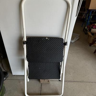 Cosco step ladder