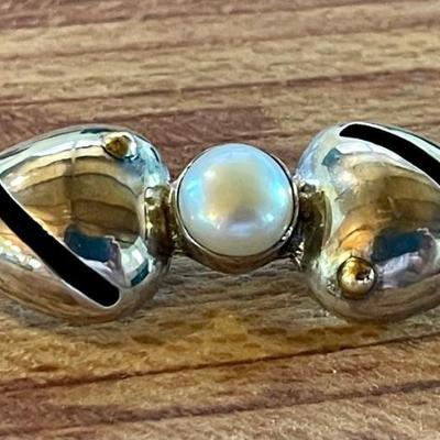 Sterling Silver & Pearl Handmade  Pin - Total Weight 10 Grams 