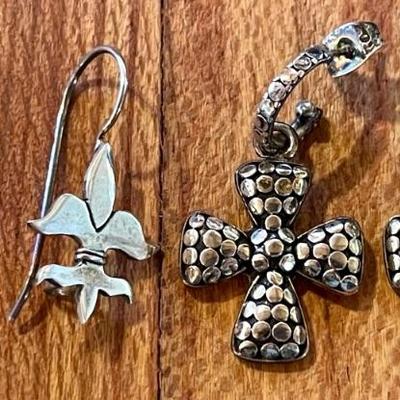 (2) Pairs Of Sterling Silver Earrings - Crosses & Wires - Total Weight 10.5 Grams 