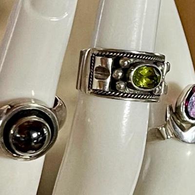 (3) Sterling Silver RIngs - Hematite - Peridot & Garnet - Size 5-6 - Total Weight 17.03 Grams 