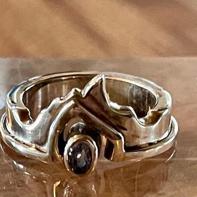 Handmade Sterling Silver & Sapphire Size 7 Ring - Total Weight 8.4 Grams 