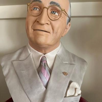 Ceramic Bust of Presidentt Harry S Truman Signed by Artist Edward J Rohn