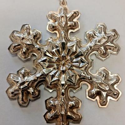 Gorham 1976 sterling silver christmas snowflake ornament jm3152 1