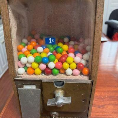 Vintage Victor gumball machine