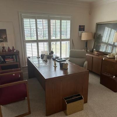 Krug Office Furniture