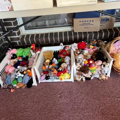 Beanie Babies
Mini $1 each
Regular size $3 each
