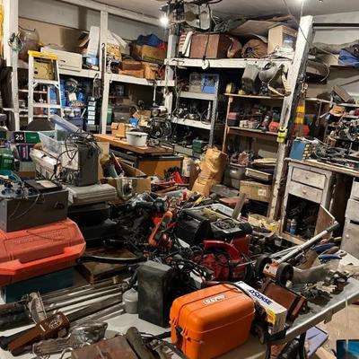 Estate sale photo