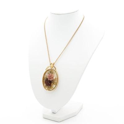 1980s Victorian Style Rose Print Pendant Necklace