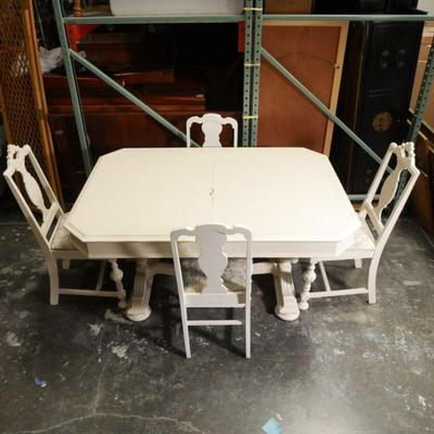 Vintage Expanding Dining Table and Chairs