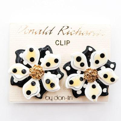 Donald Richards Cilp-On Flower Earrings By Don-Lin