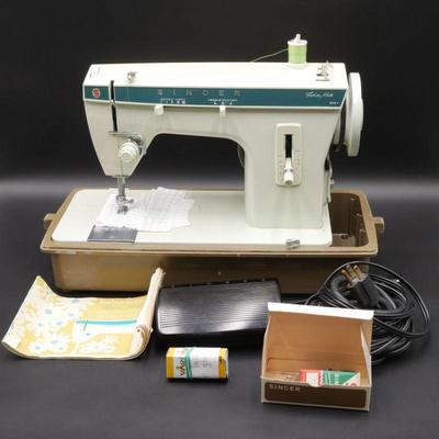 1971 Singer Fashion Mate Zig-Zag Sewing Machine #257