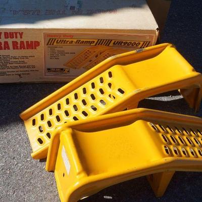 1270	CAR RAMPS

