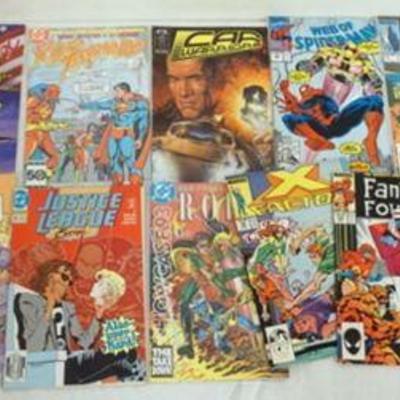 1259	GROUP OF ASSORTED VINTAGE COMIC BOOKS BATMAN, JUSTICE LEAGUE, SPIDERMAN, FLASH ETC.
