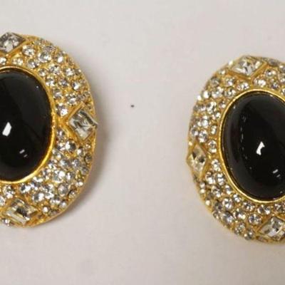 Sale Photo Thumbnail #62: 1062	HEIDI DAVS FOR JIM WALTERS BLACK RHINESTONE EARRINGS
