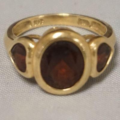 1065	GOLD RUBY RING, SIZE 6, 2.52 DWT WITH STONES
