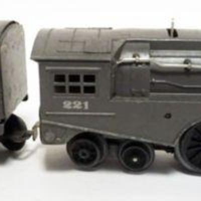 1240	LIONEL TRAIN O GAUGE #221 ENGINE AND NEW YORK CENTRAL TENDER
