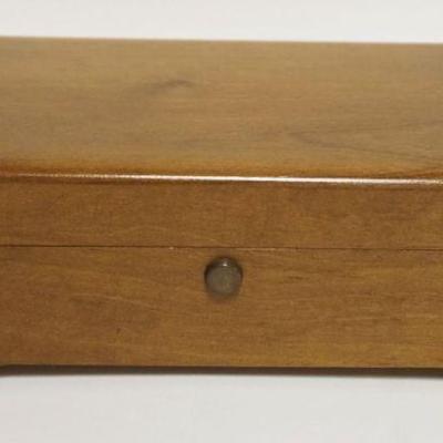 1001	REUGE SWISS MUSIC BOX IN WALNUT CASE, 4 TUNES, EMPEROR WALTZ, KISS WALTZ, VIENNA LIFE, TREASURE WALTZ, APPROXIMATELY 4 1/2 IN X 8 IN...