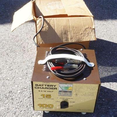 1267	SEARS 6/12 VOLT, 15 AMP CHARGE, 100 AMP BOOST BATTERY CHARGER
