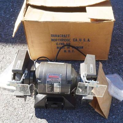 1265	DURACRAFT 1/2 HP BENCH GRINDER
