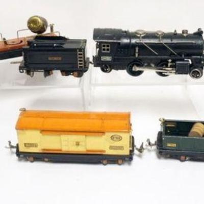 Sale Photo Thumbnail #246: 1246	LIONEL TRAIN SET O GAUGE, # 261E LOCOMOTIVE -TENDER- # 812, #813, #814, #817, #820 CARS
