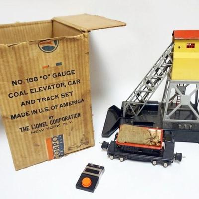 1239	LIONELTRAIN O GAUGE #188 COAL ELEVATOR

