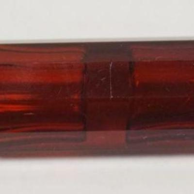 1058	ANTIQUE RUBY GLASS PERFUME BOTTLE, DOUBLE ENDED, APPROXIMATELY 1 1/4 IN X 4 1/4 IN
