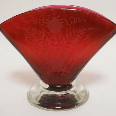 1020	ANTIQUE CRANBERRY BLOWN GLASS FAN VASE, WHEEL CUT DESIGN, GROUND & POLISHED BASE, APPROXIMATELY 1 1/2 IN X 7 IN X 6 IN HIGH

