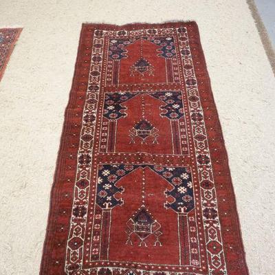 1182	PERSIAN WOOL AREA RUG, APPROXIMATELY 79 IN X 38 IN
