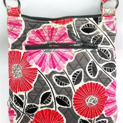 Lot 053   
Vera Bradley bag