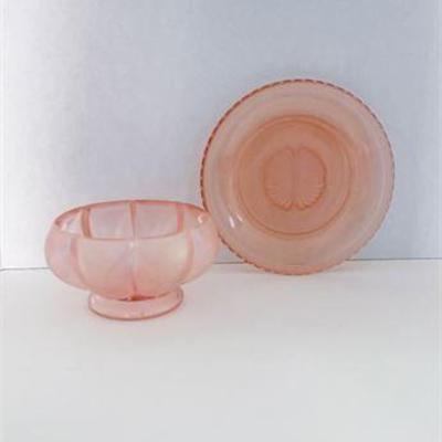 Fenton Velva Rose Bowl & Fostoria Captiva Peach Plate .jpg