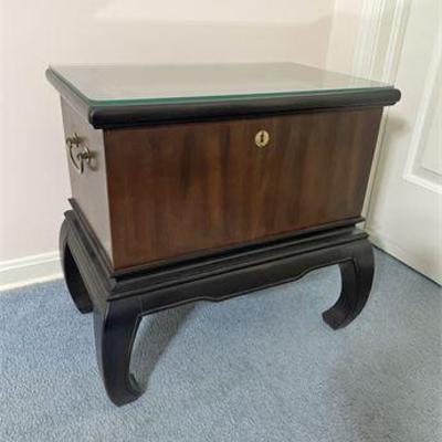Bernhardt Flair Division Trunk End Table .jpg
