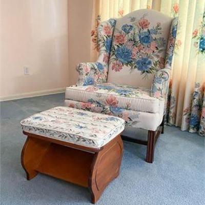 Sherrill Wing Back Arm Chair W/Ottoman .jpg