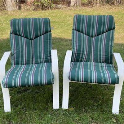 Sunbeam Patio Chairs with Cushions .jpg