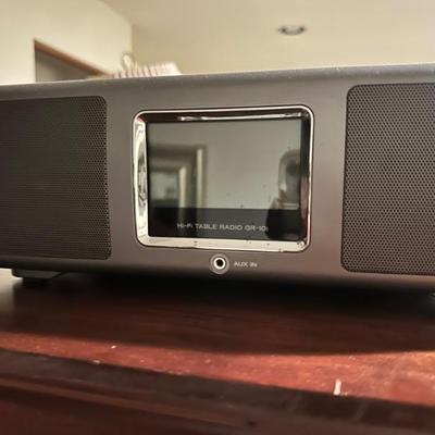 Table radio