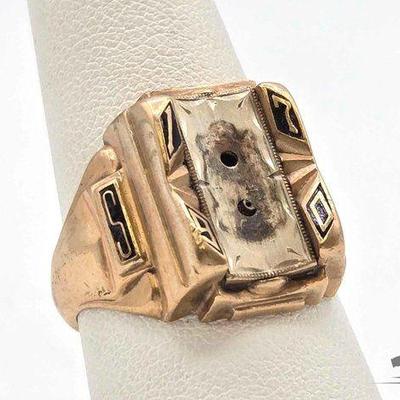 #714 • 10k Gold Class Ring, 10.15g
