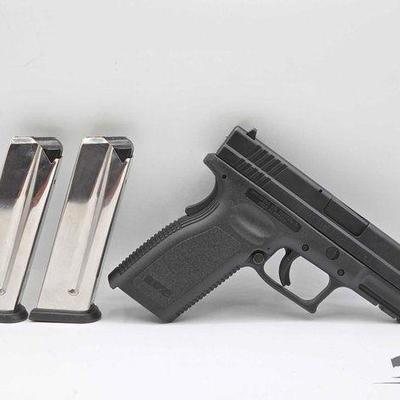 #1336 • Springfield Armory XD-45 .45 ACP Semi-Auto Pistol

