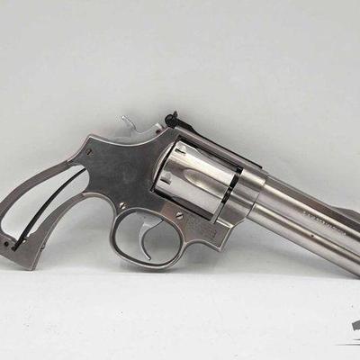 #1508 • Smith&Wesson 686-3 .357 Mag Revolver
