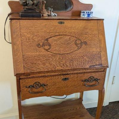 Oak desk