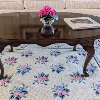 Ethan Allen Queen Anne coffee table