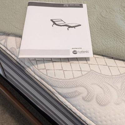 Craftmatic Legacy automatic bed L-132 with wave action! Queen