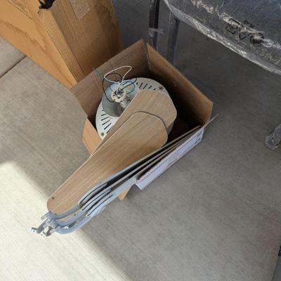 Ceiling fan $15