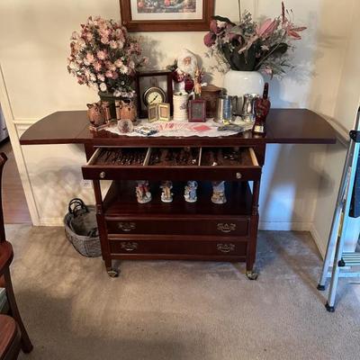 Bernhardt Rolling Buffet Cart with Dual Extendable Blocks