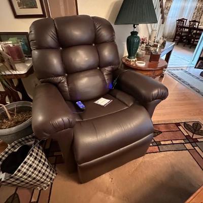 Rise and Recline Armchair