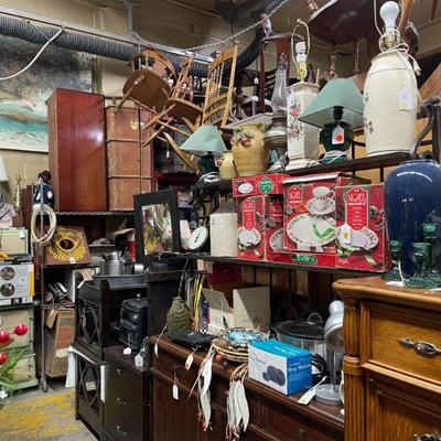 Estate sale photo